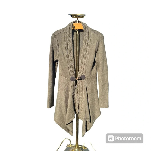 SOFT SURROUNDINGS ~ Green Asymmetric Cable Knit Wool Blend Cardigan with Clasp - Picture 1 of 12
